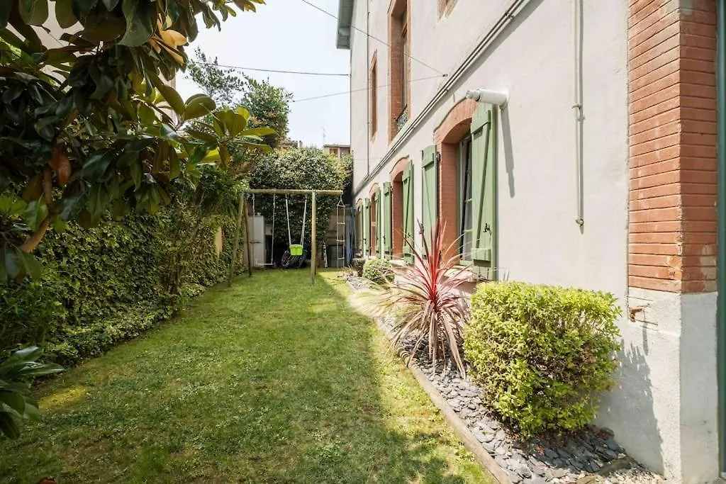 Apt T5 Renove Avec Bureau Jardin Et Parking En Centre Ville Tolosa